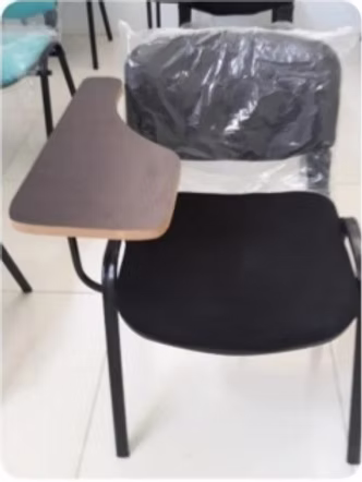 Kolçaklı sandalye